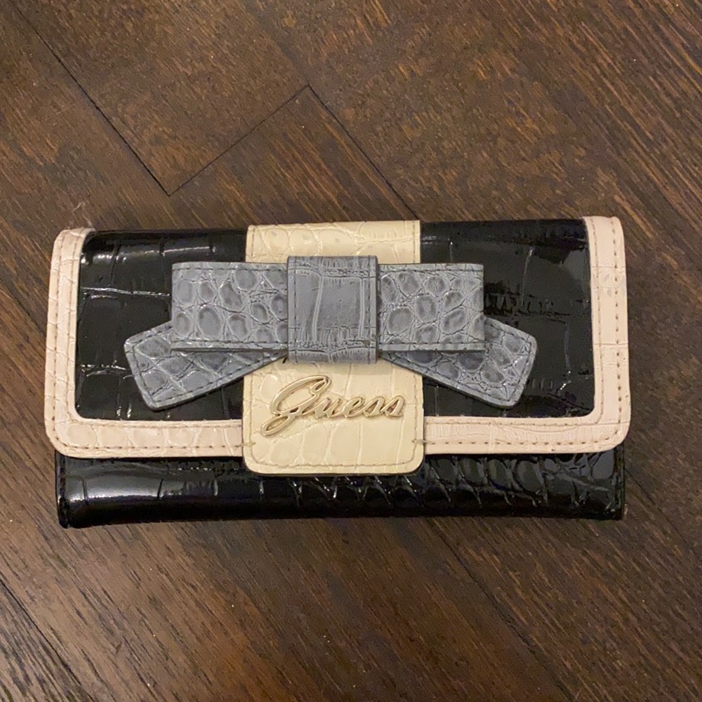 Guess Holiday Collection Wallet